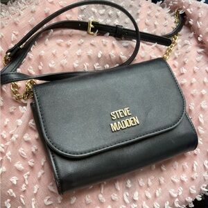 Steve Madden Elegant Black Crossbody Bag with Gold Accents